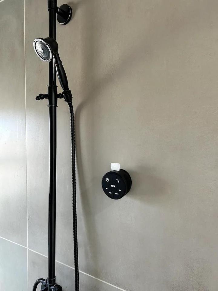 Serene Modern Home Backdoor With Great Wifi, Games, Movies, Patio Seating And Bbq Easy Access To North Joshua Tree National Park In 10 Minutes 트웬티나인팜스 외부 사진