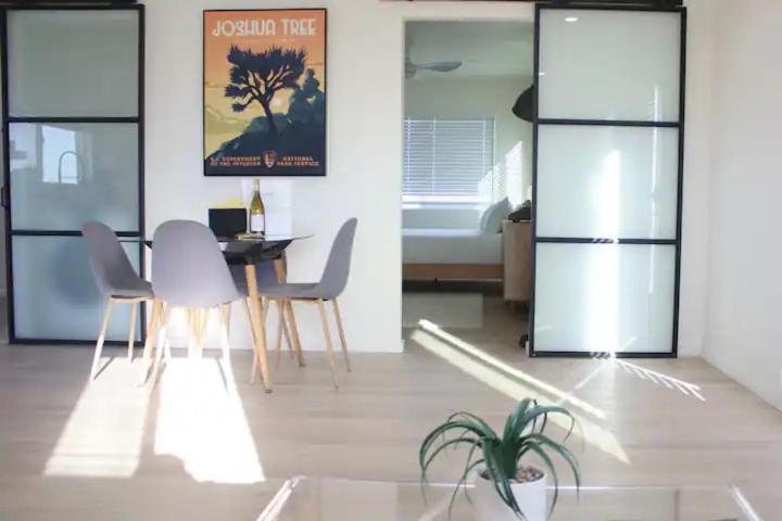 Serene Modern Home Backdoor With Great Wifi, Games, Movies, Patio Seating And Bbq Easy Access To North Joshua Tree National Park In 10 Minutes 트웬티나인팜스 외부 사진