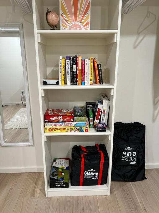 Serene Modern Home Backdoor With Great Wifi, Games, Movies, Patio Seating And Bbq Easy Access To North Joshua Tree National Park In 10 Minutes 트웬티나인팜스 외부 사진